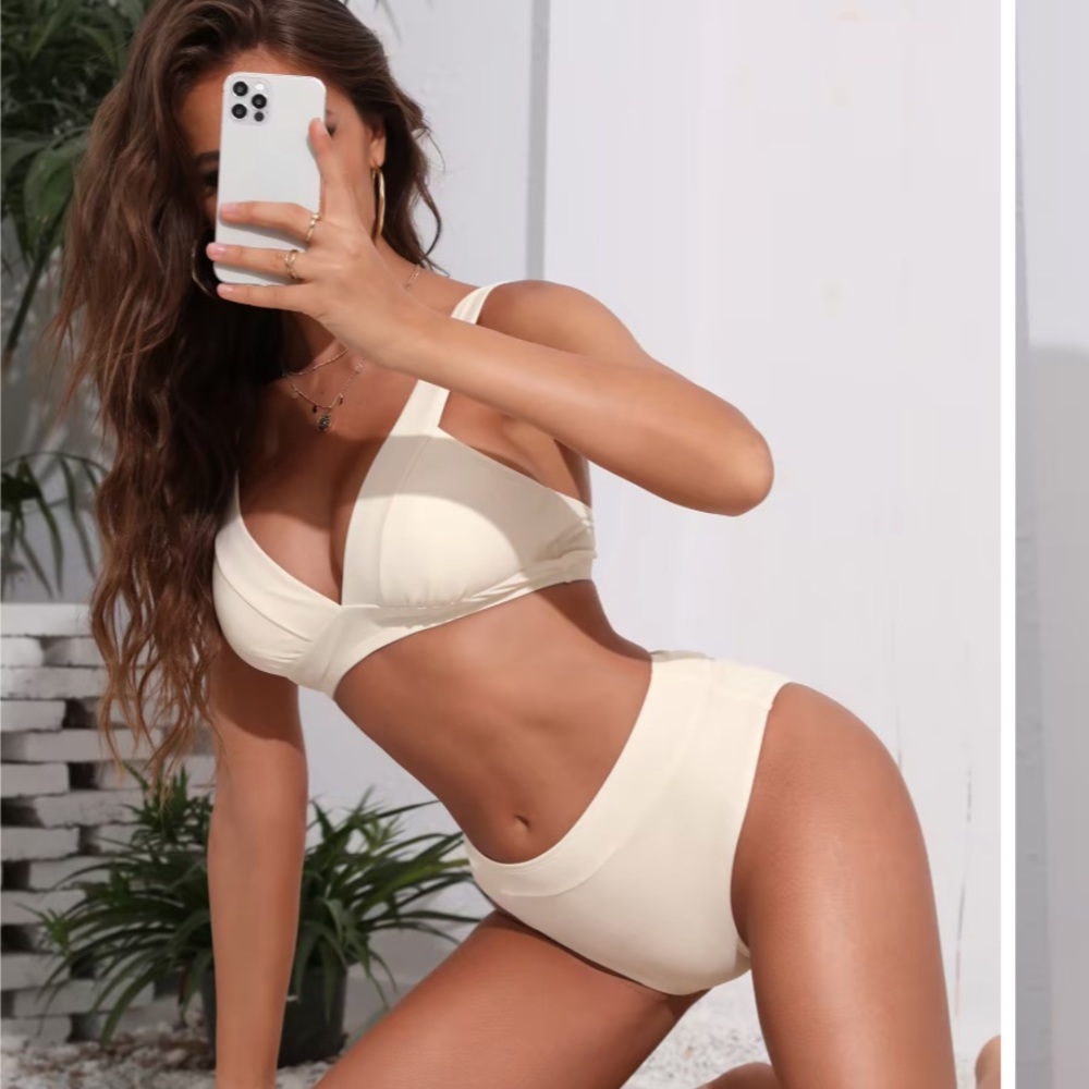 Off-White Cupshe Bikini